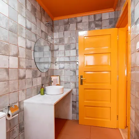 Dream Glow - With Private Bathroom 3*