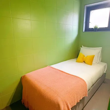 Dream Glow - With Private Bathroom Cascais